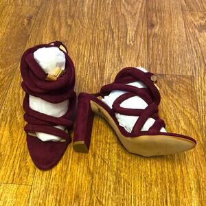 The Mode Collective Maroon Dakota Strappy Lace Up Suede Sandal Heels Size 38